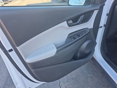 Used 2023 Hyundai Kona SEL w/ Cargo Package image 20