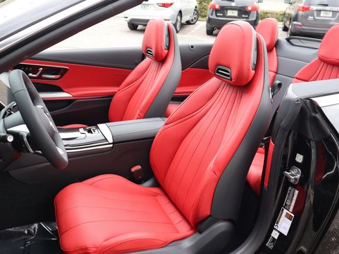 New 2026 Mercedes-Benz CLE 450 4MATIC Cabriolet image 16