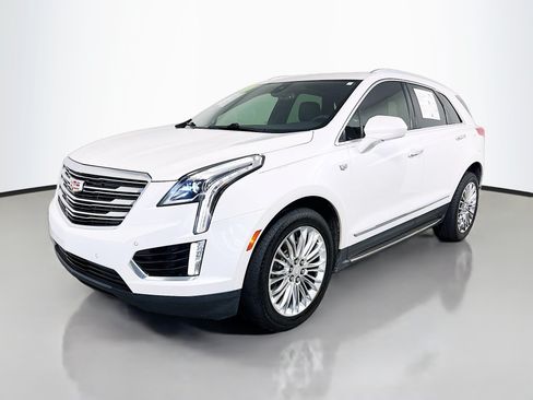 Used 2017 Cadillac XT5 Premium Luxury AWD/4WD image 10