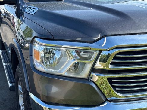 Used 2019 RAM 1500 Laramie w/ Off Road Group AWD/4WD image 3