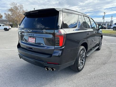 Used 2025 Chevrolet Tahoe Z71 image 5