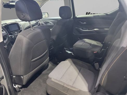 Used 2018 Chevrolet Traverse LT image 10