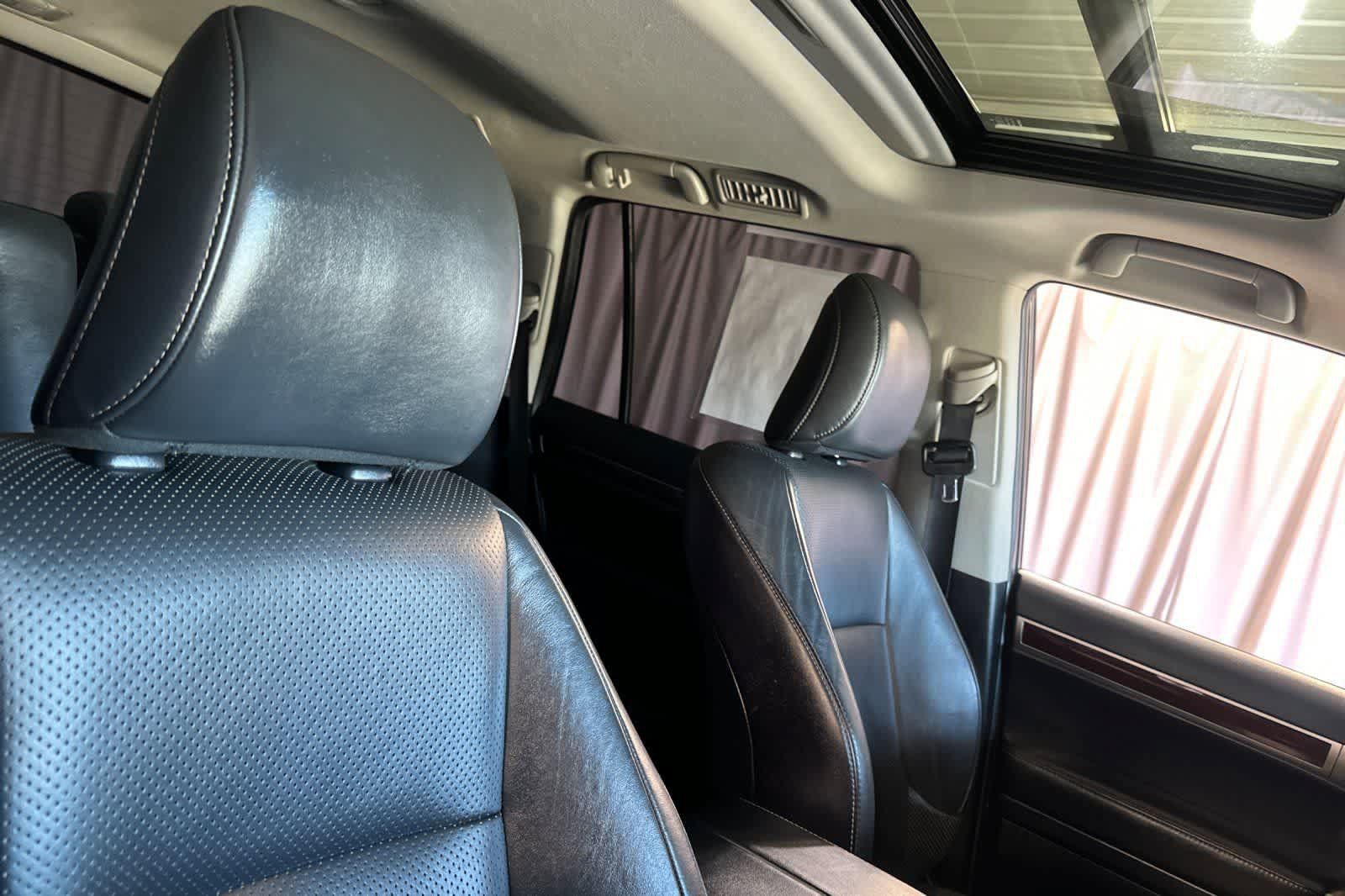 Used 2018 Lexus GX 460 Luxury w/ Preferred Accessory Package AWD/4WD image 21