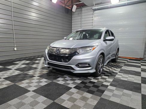 Used 2019 Honda HR-V Touring image 42