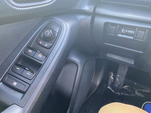 Certified 2024 Subaru Crosstrek 2.0i Premium image 12