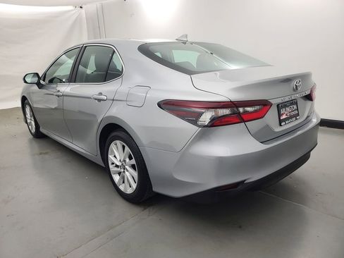 Used 2024 Toyota Camry LE image 6