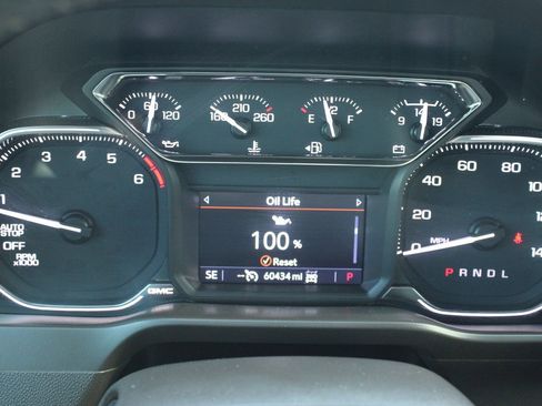 Used 2021 GMC Sierra 1500 SLT w/ SLT Premium Package image 13