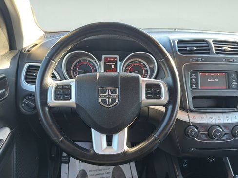 Used 2020 Dodge Journey SE w/ SE Popular Equipment Group image 15