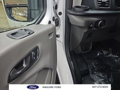 Used 2025 Ford Transit 250 148 High Roof Extended w/ Load Area Protection Package RWD image 31