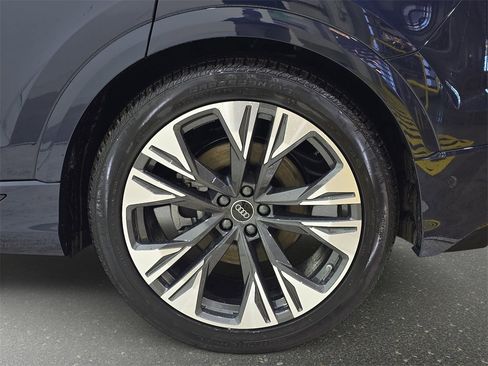 New 2026 Audi Q8 Premium Plus image 31