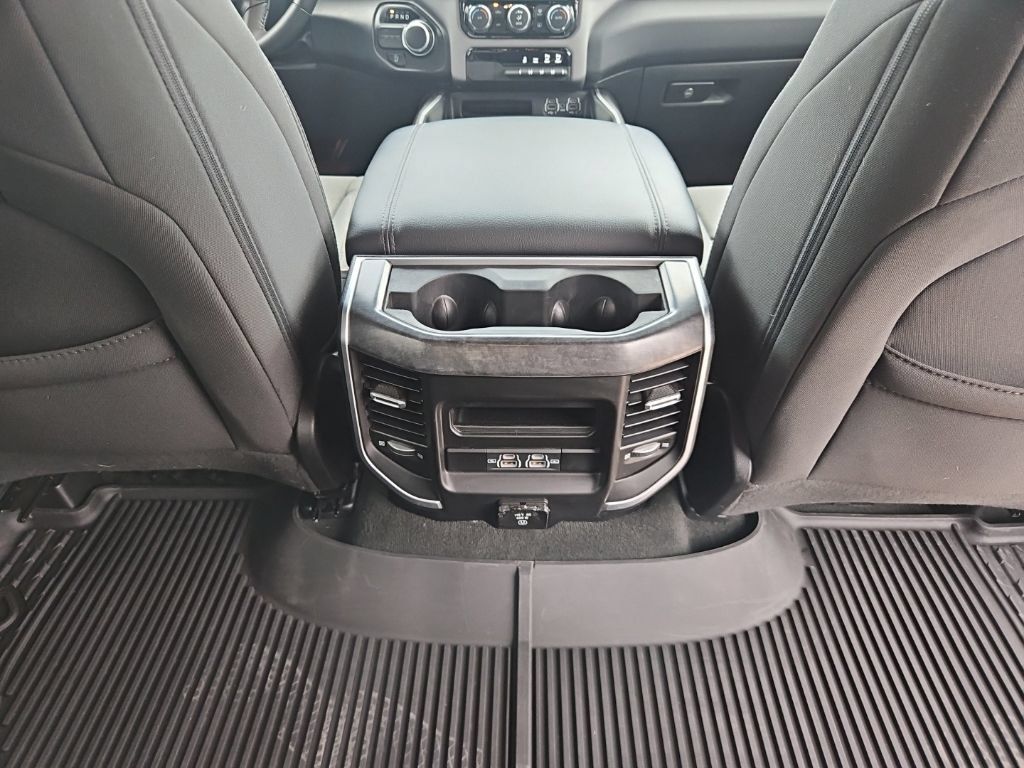 Used 2022 RAM 1500 Big Horn RWD image 31