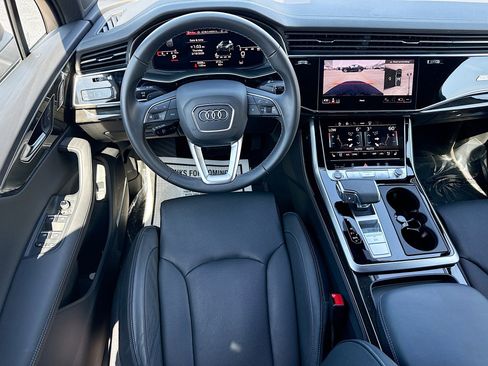 Certified 2025 Audi Q7 3.0T Prestige w/ Prestige Package image 17