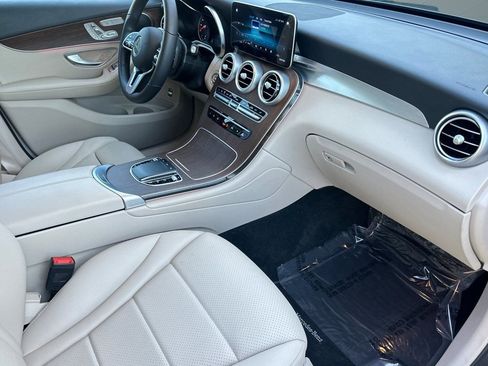 Used 2022 Mercedes-Benz GLC 300 image 31