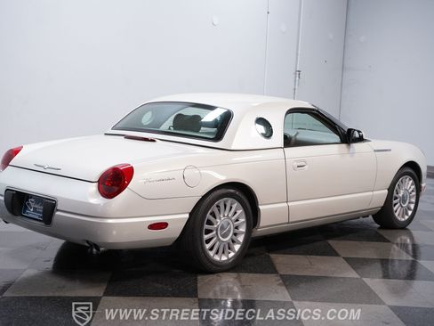 Used 2005 Ford Thunderbird 50th Anniversary RWD image 12