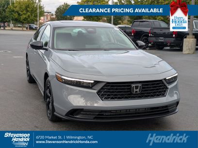 New 2025 Honda Accord SE