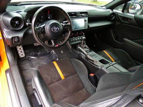 Used 2023 Toyota GR86 10th Anniversary SE RWD image 27