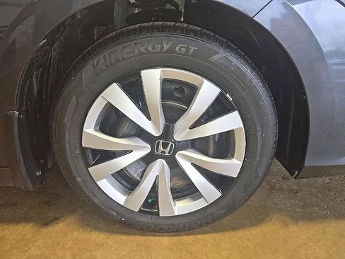 Used 2024 Honda Civic LX image 35
