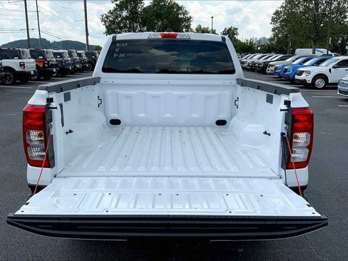New 2025 Ford Ranger XL image 18