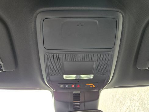Used 2025 GMC Acadia Elevation FWD image 21