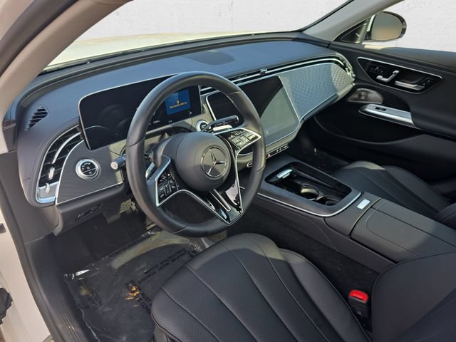 Used 2024 Mercedes-Benz E 350 4MATIC Sedan image 16