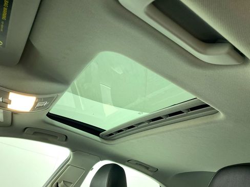 Used 2015 Audi A4 2.0T Premium Plus w/ Technology Package image 16