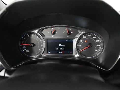 Used 2022 Chevrolet Equinox RS w/ RS Leather Package FWD image 10