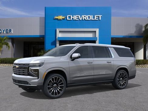 New 2026 Chevrolet Suburban High Country AWD/4WD image 2