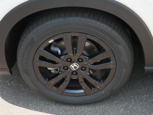 Certified 2027 Honda HR-V Sport image 15