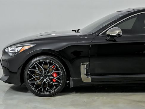 Used 2022 Kia Stinger GT2 AWD/4WD image 7