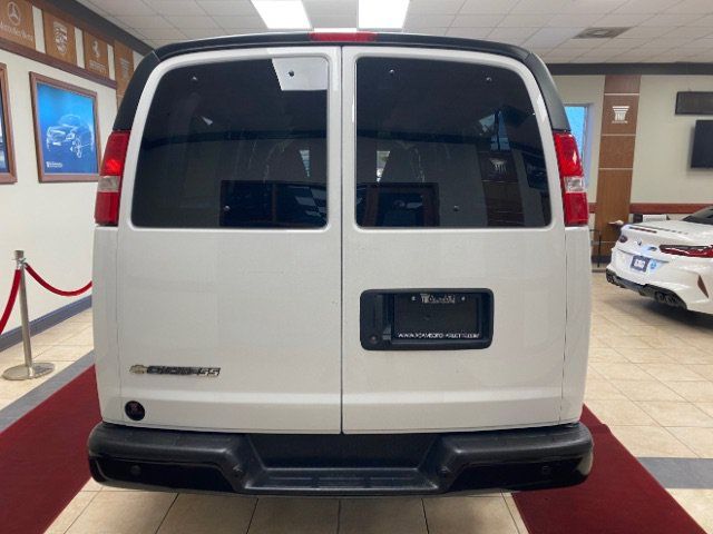 Used 2022 Chevrolet Express 3500 LS RWD image 6