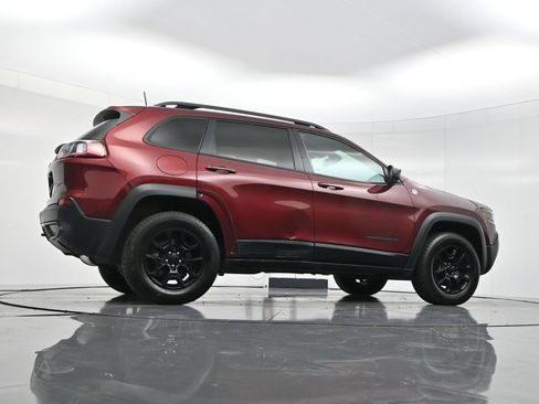 Used 2020 Jeep Cherokee Trailhawk w/ Comfort/Convenience Group AWD/4WD image 49