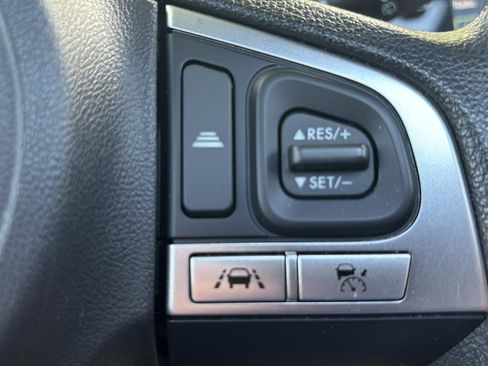 Used 2017 Subaru Forester 2.5i Premium AWD/4WD image 24
