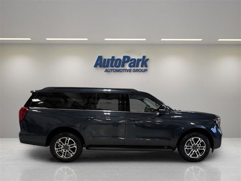 New 2026 Ford Expedition Max Active image 8