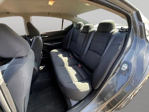 Used 2022 Nissan Altima 2.5 SV FWD image 23