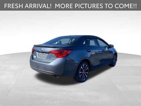 Certified 2018 Toyota Corolla SE w/ SE Premium Package image 5