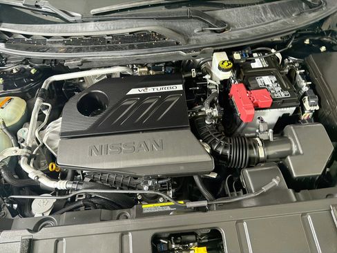 Used 2023 Nissan Rogue SV FWD image 31