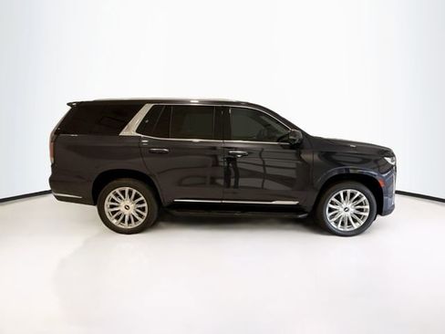 Used 2022 Cadillac Escalade Premium Luxury image 7