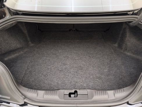 Used 2016 Ford Mustang Shelby GT350 w/ Track Package image 32