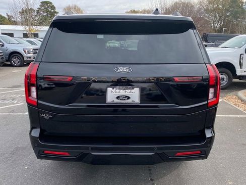 New 2025 Ford Expedition Tremor image 29