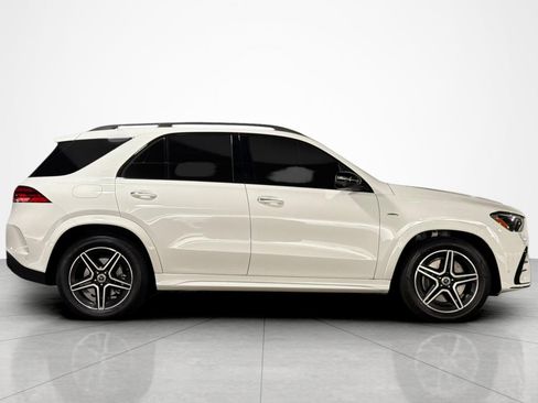 Used 2025 Mercedes-Benz GLE 450e 4MATIC image 6