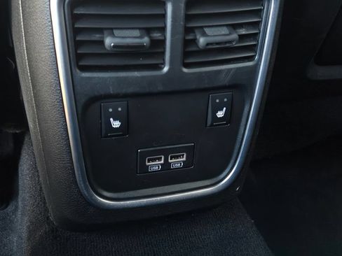Used 2022 Dodge Charger R/T w/ Plus Group RWD image 16