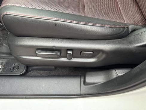 Used 2025 Honda Ridgeline Black Edition image 15