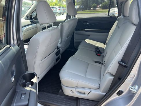 Used 2022 Honda Pilot Special Edition image 32