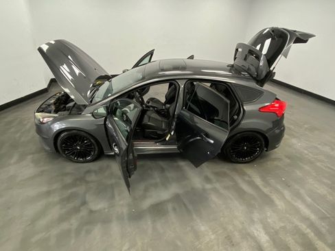 Used 2017 Ford Focus ST w/ Equipment Group 401A image 49