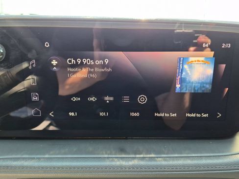 Certified 2024 Buick Encore GX Sport Touring AWD/4WD image 11