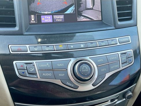Used 2019 INFINITI QX60 Luxe w/ Essential Package FWD image 16