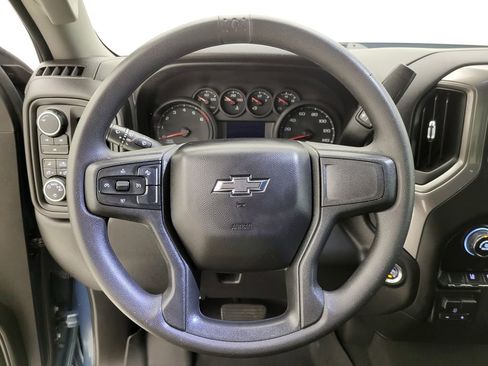 Used 2025 Chevrolet Silverado 2500 Custom w/ Custom Value Package AWD/4WD image 3