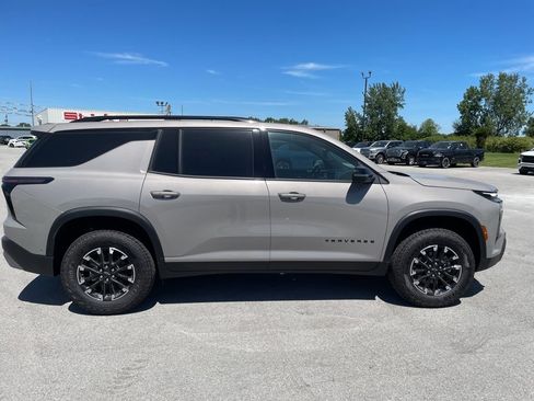 New 2026 Chevrolet Traverse Z71 w/ Enhanced Driving Package AWD/4WD image 10