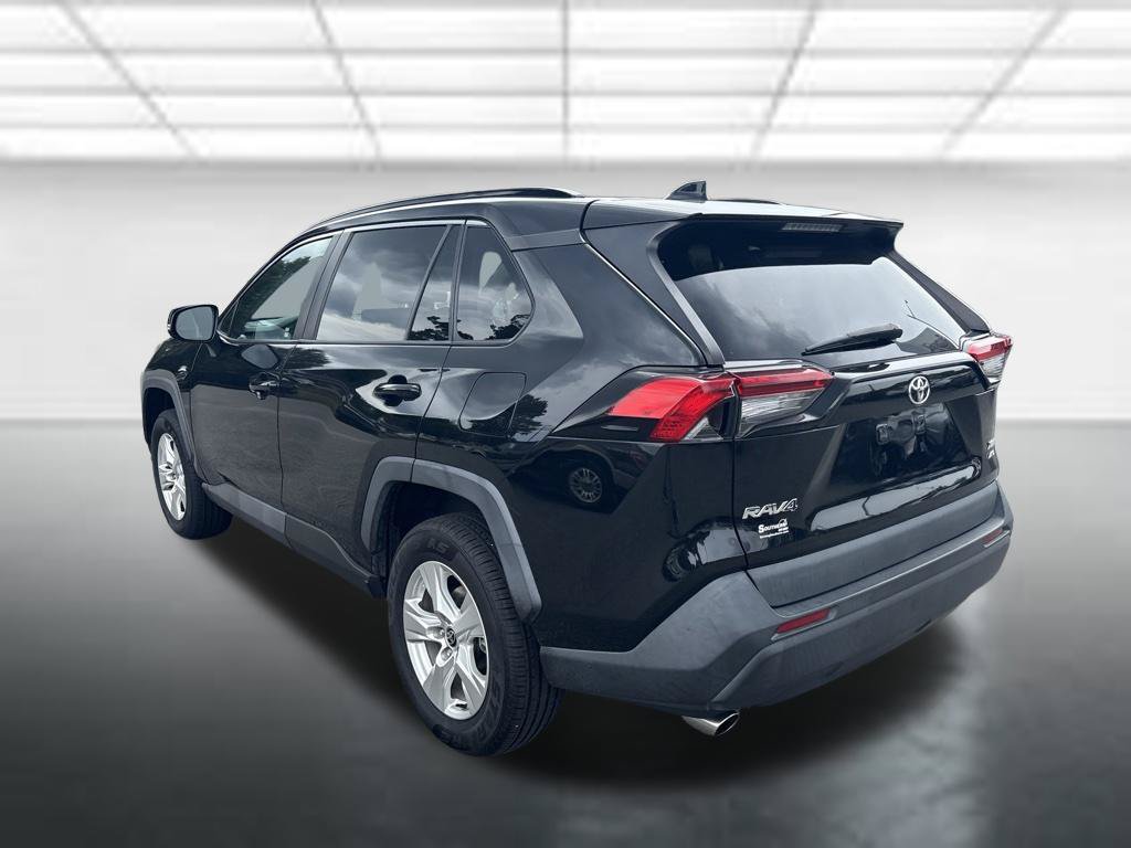 Used 2021 Toyota RAV4 XLE AWD/4WD image 21