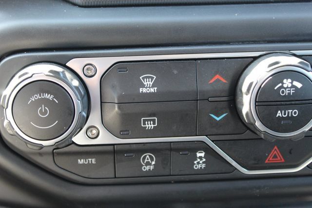 Used 2022 Jeep Gladiator Sport AWD/4WD image 23